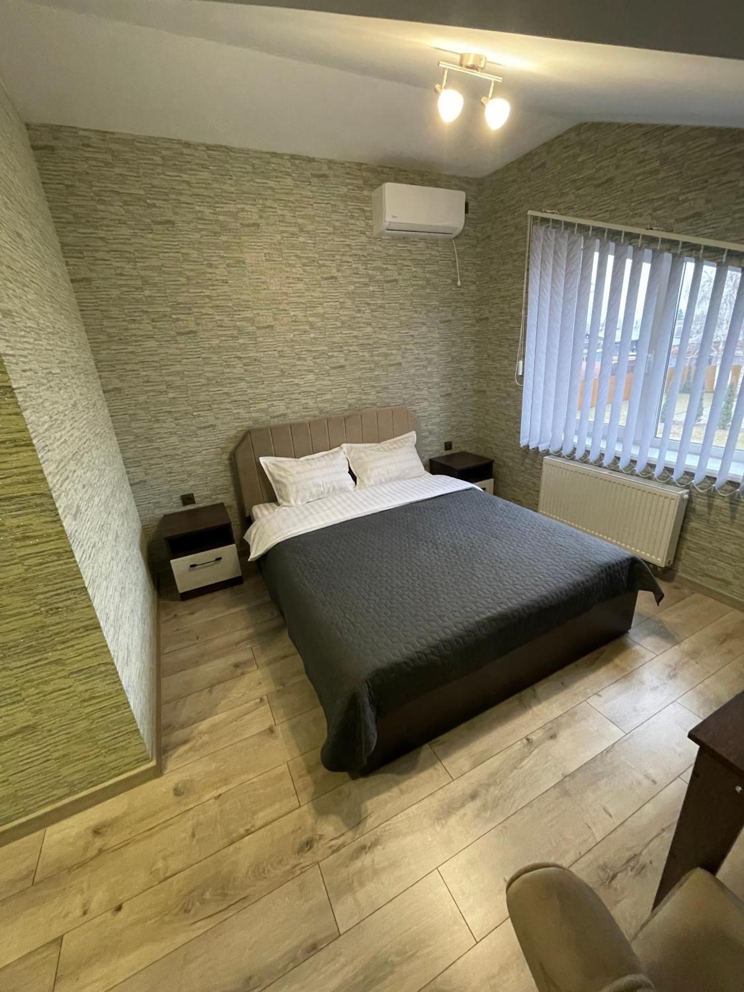 Ні Пуху, Ні Пера! Hotel Reshetylivka Exterior photo