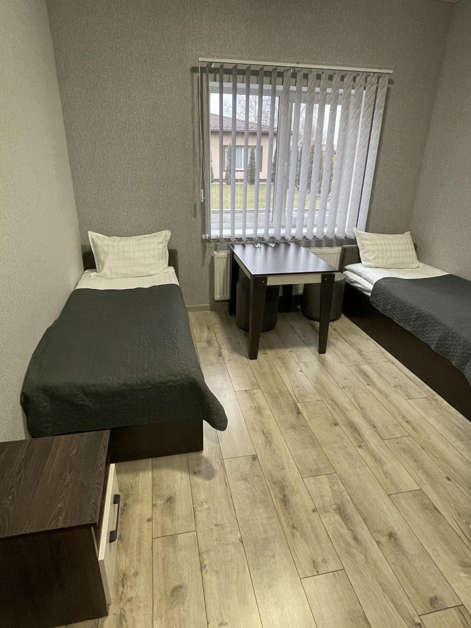 Ні Пуху, Ні Пера! Hotel Reshetylivka Exterior photo