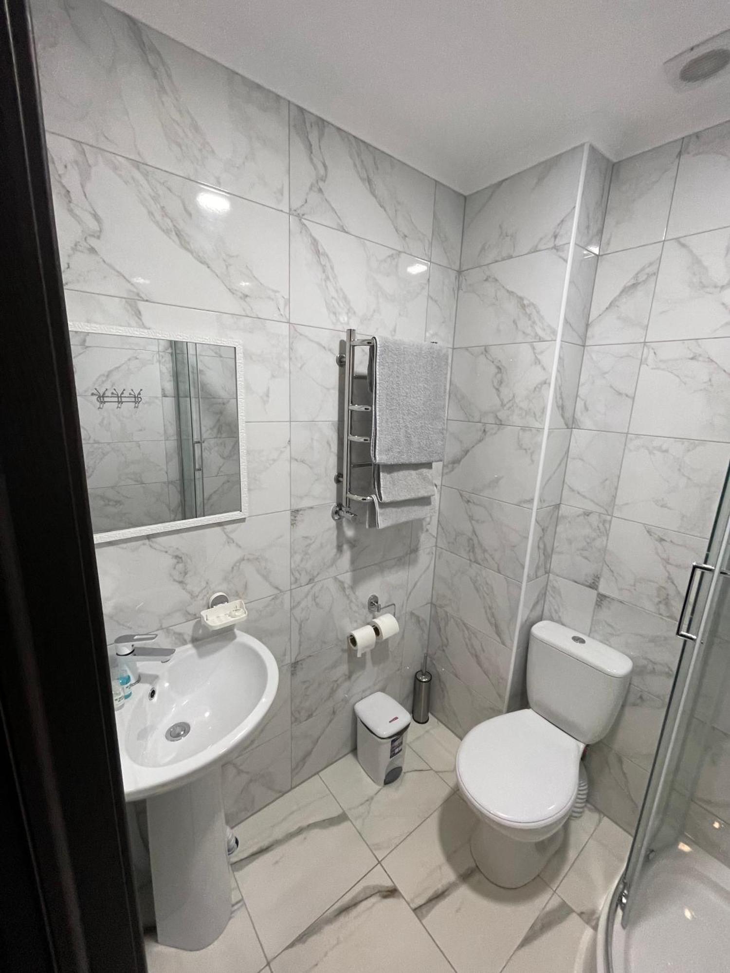 Ні Пуху, Ні Пера! Hotel Reshetylivka Exterior photo